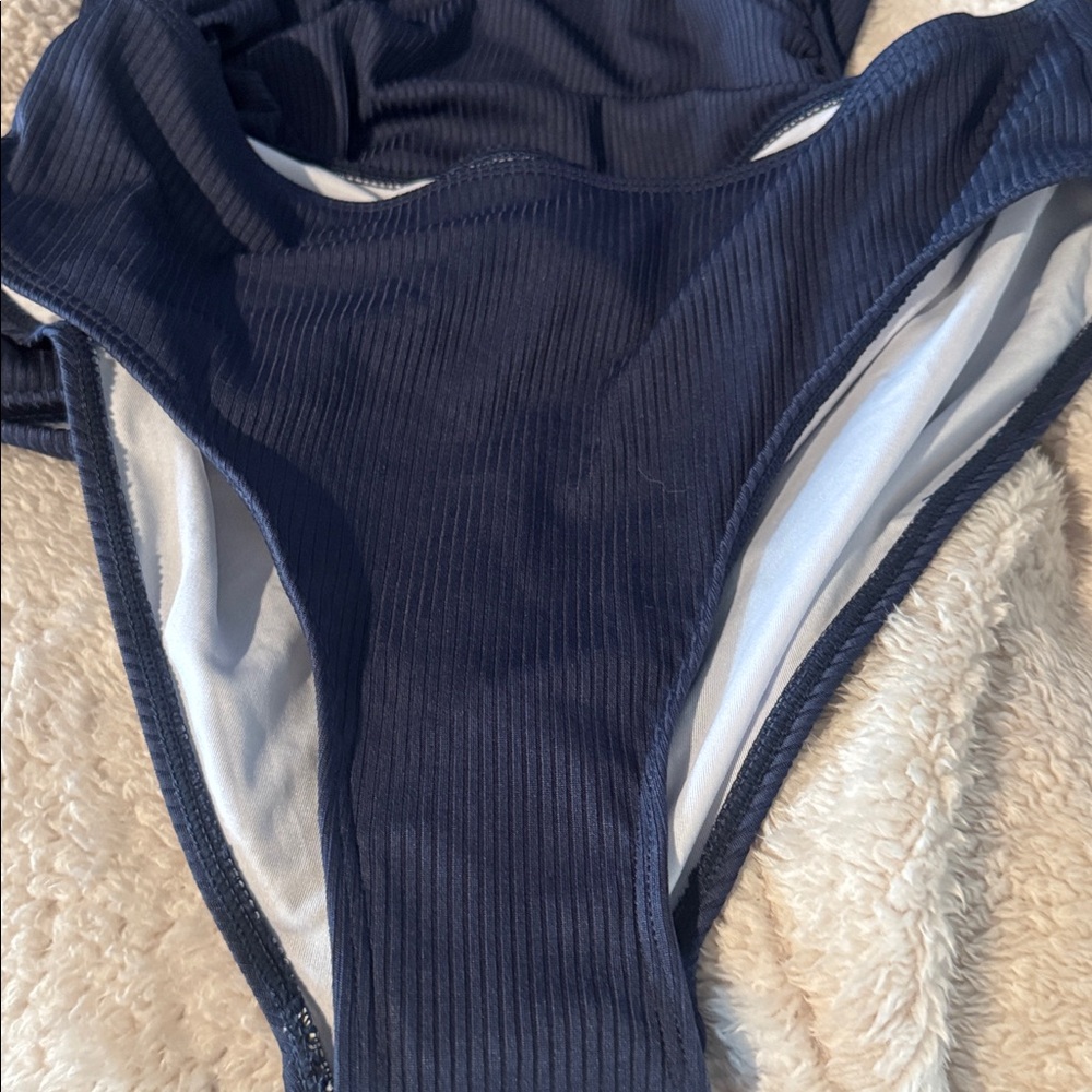 Ribbed Navy 2 piece Swimsuit - Picture 3 of 7